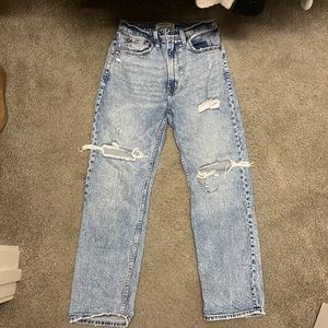 Abercrombie The Ankle Straight Ultra High Rise